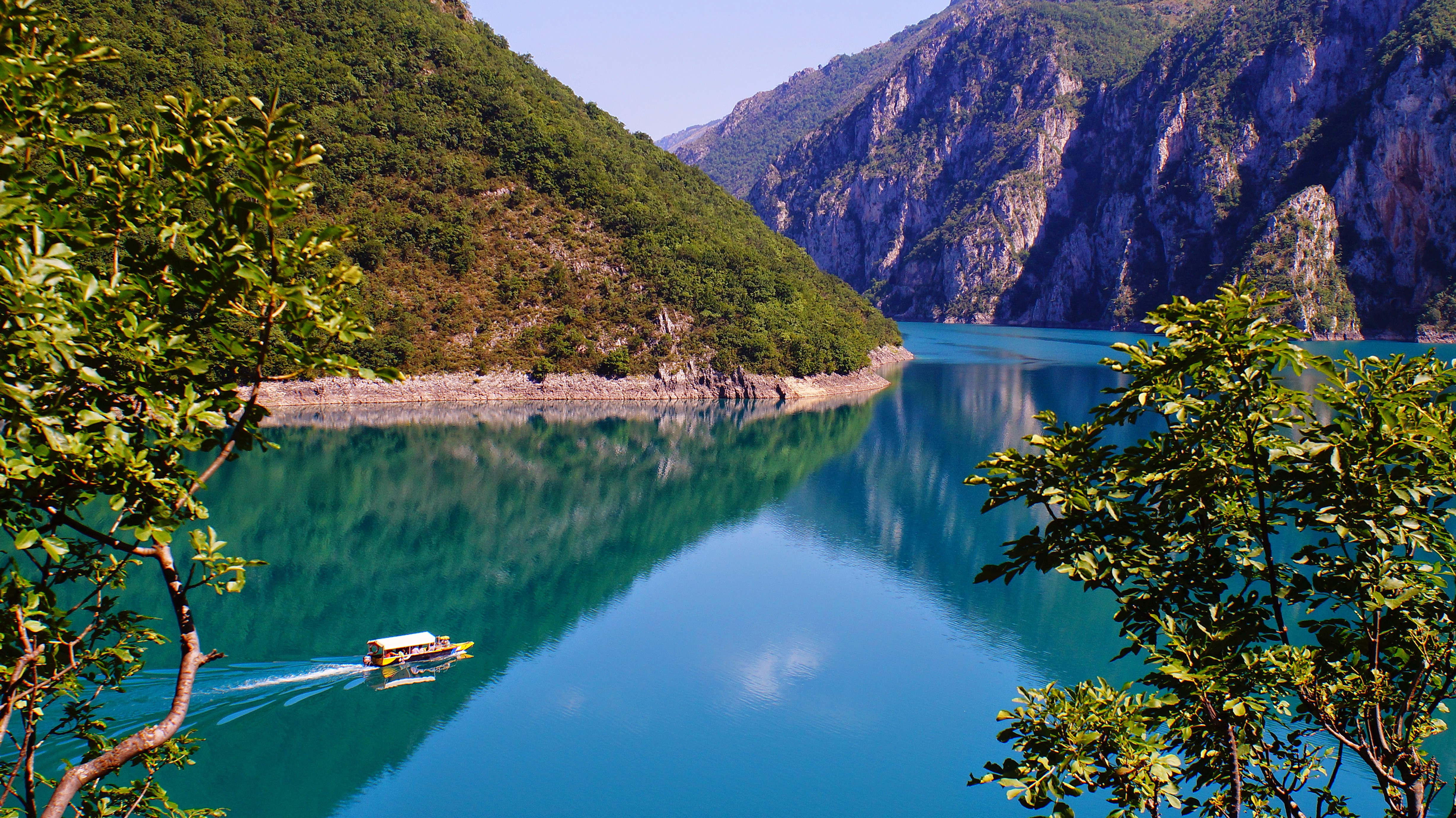 Pivsko jezero krstarenje