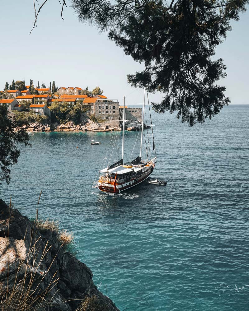 sveti stefan petar lazarevic J6Ij4p87lD8 unsplash