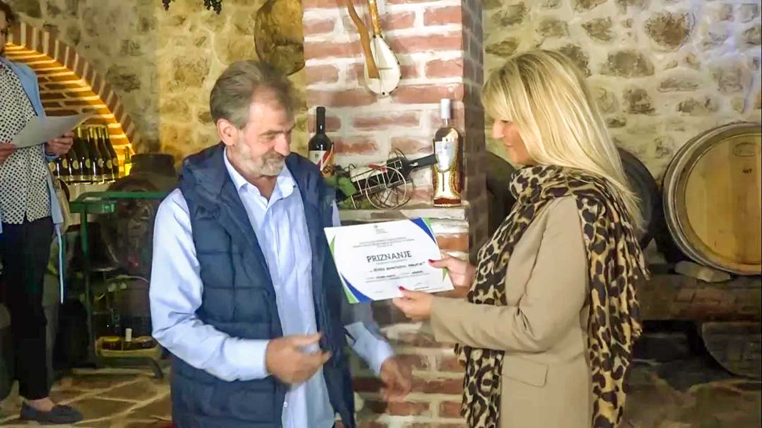 porodica 309562669 526529072806060 6371349401409659566 n