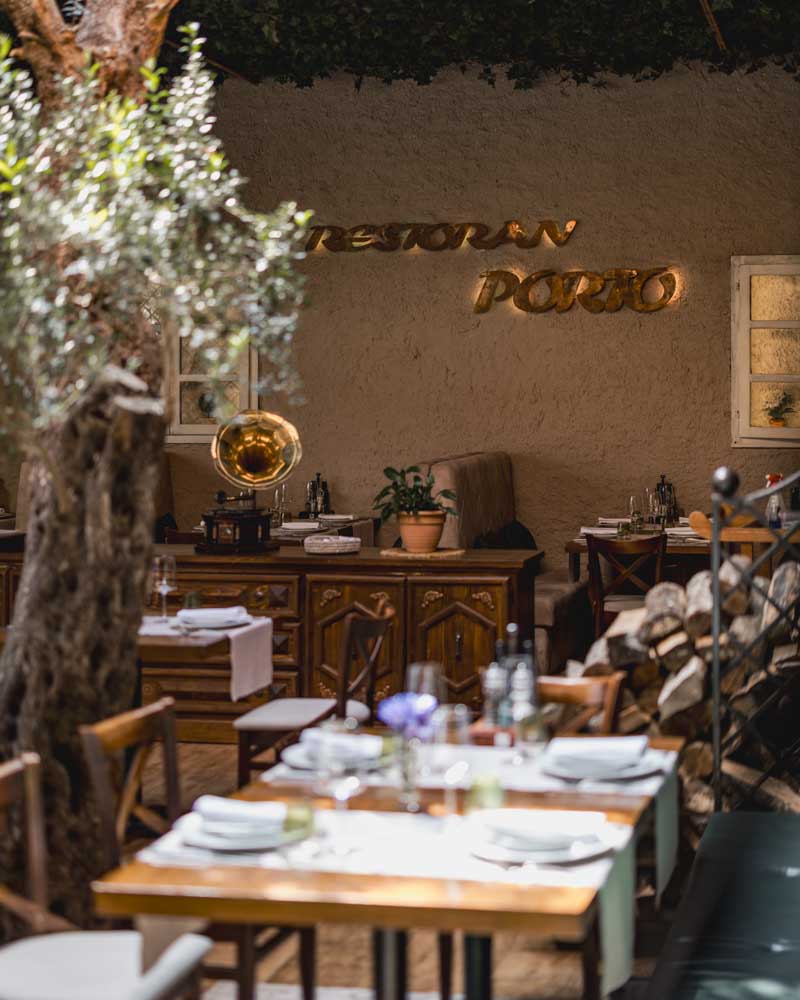 Porto enterijer 50